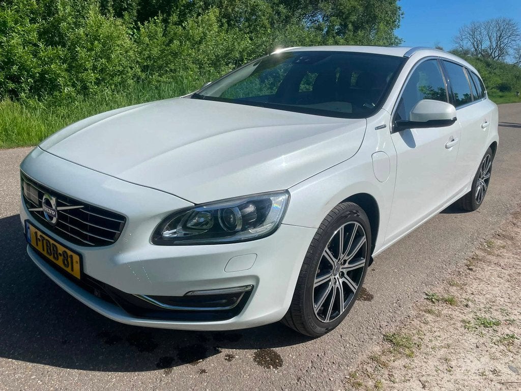 Volvo V60 2.4 D6 AWD Plug-In Hybrid Summum, Auto's, Volvo, Bedrijf, Te koop, V60, 4x4, ABS, Airbags, Airconditioning, Automatische klimaatregeling