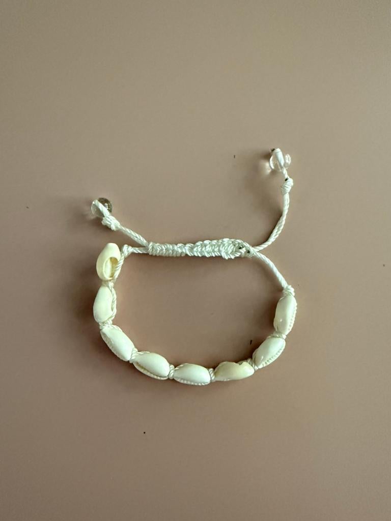 Schelpen armband handgemaakt, Ophalen of Verzenden, Nieuw, Overige materialen