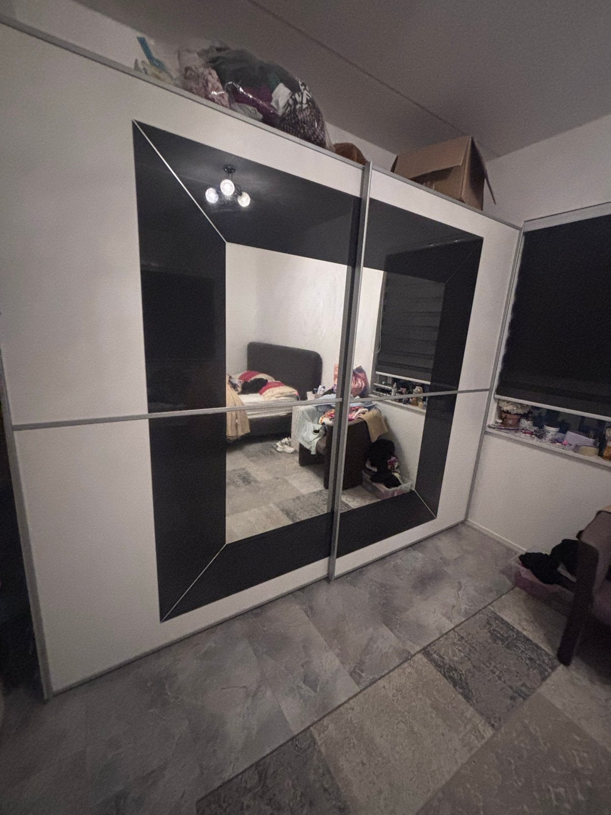 Grote kledingkast met spiegeldeuren, Huis en Inrichting, Kasten | Kledingkasten, Ophalen, Gebruikt, 200 cm of meer, Met deur(en)