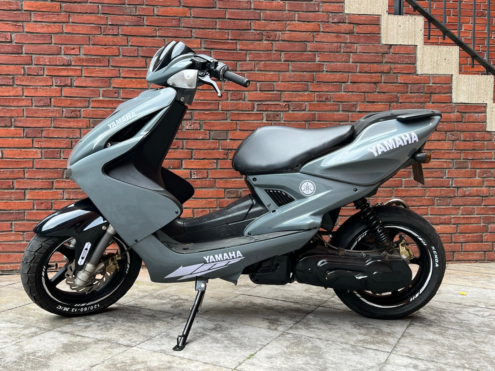 Yamaha Aerox 2-Takt 50cc | Augustus 2011 | Zeer nette staat, Fietsen en Brommers, Scooters | Yamaha, Ophalen, Tweetakt, Aerox