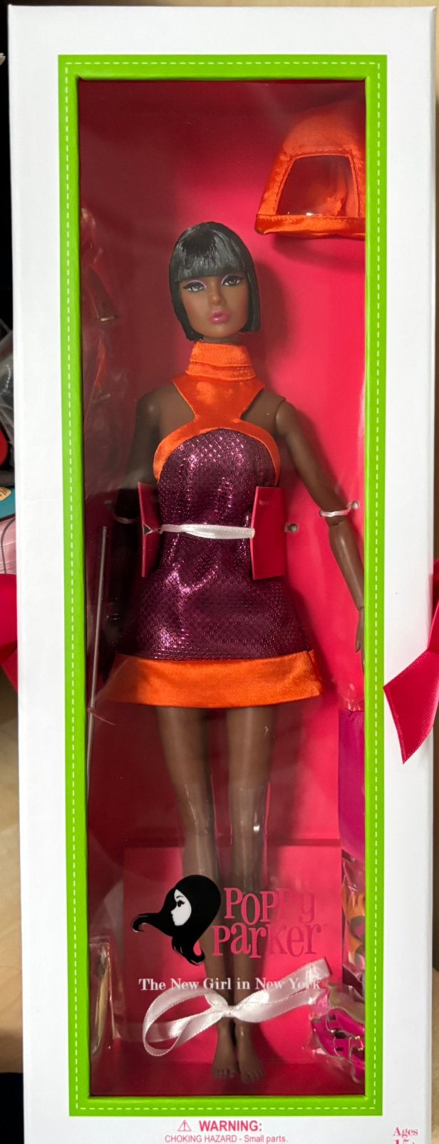 Fashion royalty Poppy parker Space out NRFB, Ophalen of Verzenden, Zo goed als nieuw, Fashion Doll