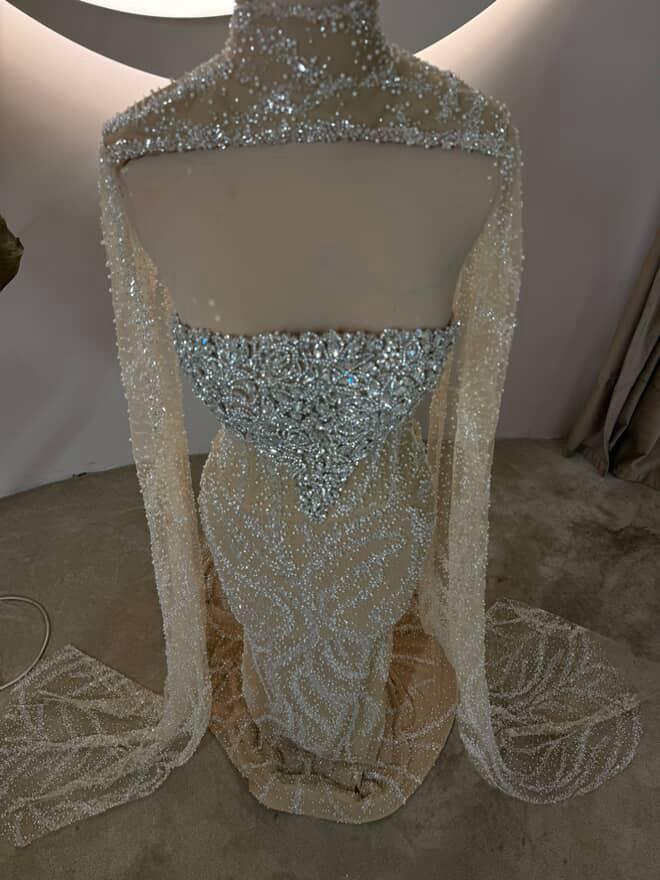 EL Couture Kosovo galajurk/avondjurk, Beige, Ophalen of Verzenden, Zo goed als nieuw, Maat 36 (S)