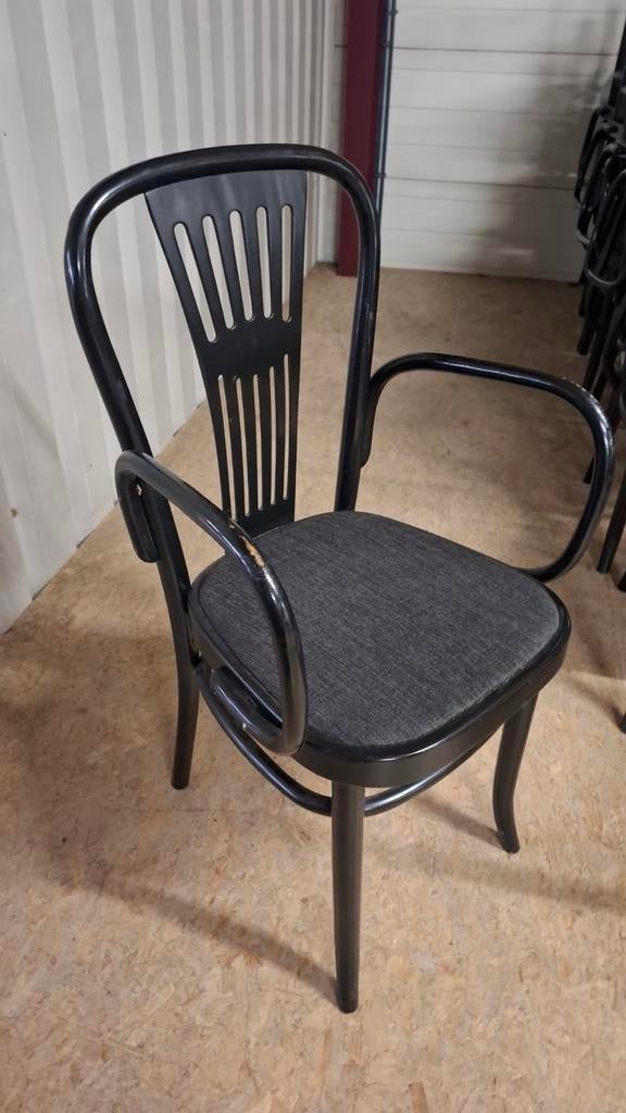 18 thonet cafe bistro stoelen HUTTEN bentwood partij, Ophalen of Verzenden, Bruin, Hout, Vijf, Zes of meer stoelen