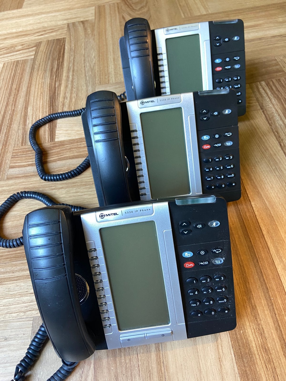 3 Mitel 5330 IP VoIP telefoons, Telecommunicatie, Verzenden, Gebruikt
