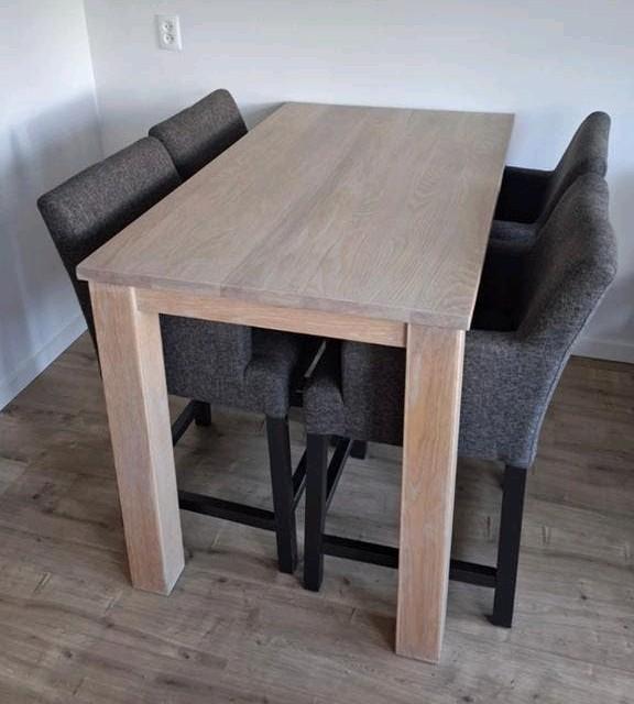 Eiken eettafel inclusief vier stoelen. Bartafel, barstoelen., Ophalen, Gebruikt, 100 tot 150 cm, Eikenhout