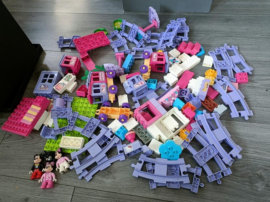 Hello Kitty trein baan en nog meer blokken, Ophalen