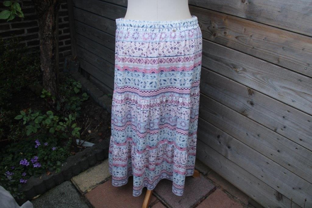 Rok lichtblauw/ roze K-Design mt L/XL Vaste prijs, K-design, Blauw, Maat 42/44 (L), Ophalen of Verzenden