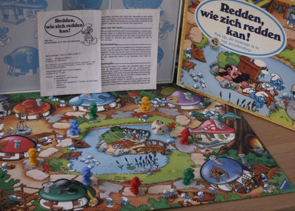 RAVENSBURGER smurfenspel: redden wie zich redden kan (1983), Verzamelen, Smurfen, Ophalen of Verzenden, Zo goed als nieuw, Verschillende Smurfen