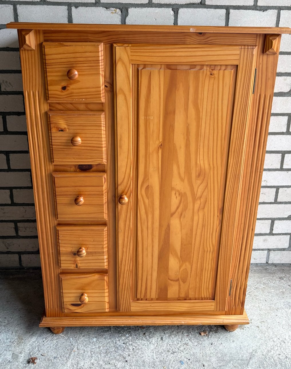 Grenen kast met lades en deuren, Ophalen, 100 tot 150 cm, Zo goed als nieuw, Met lade(s)