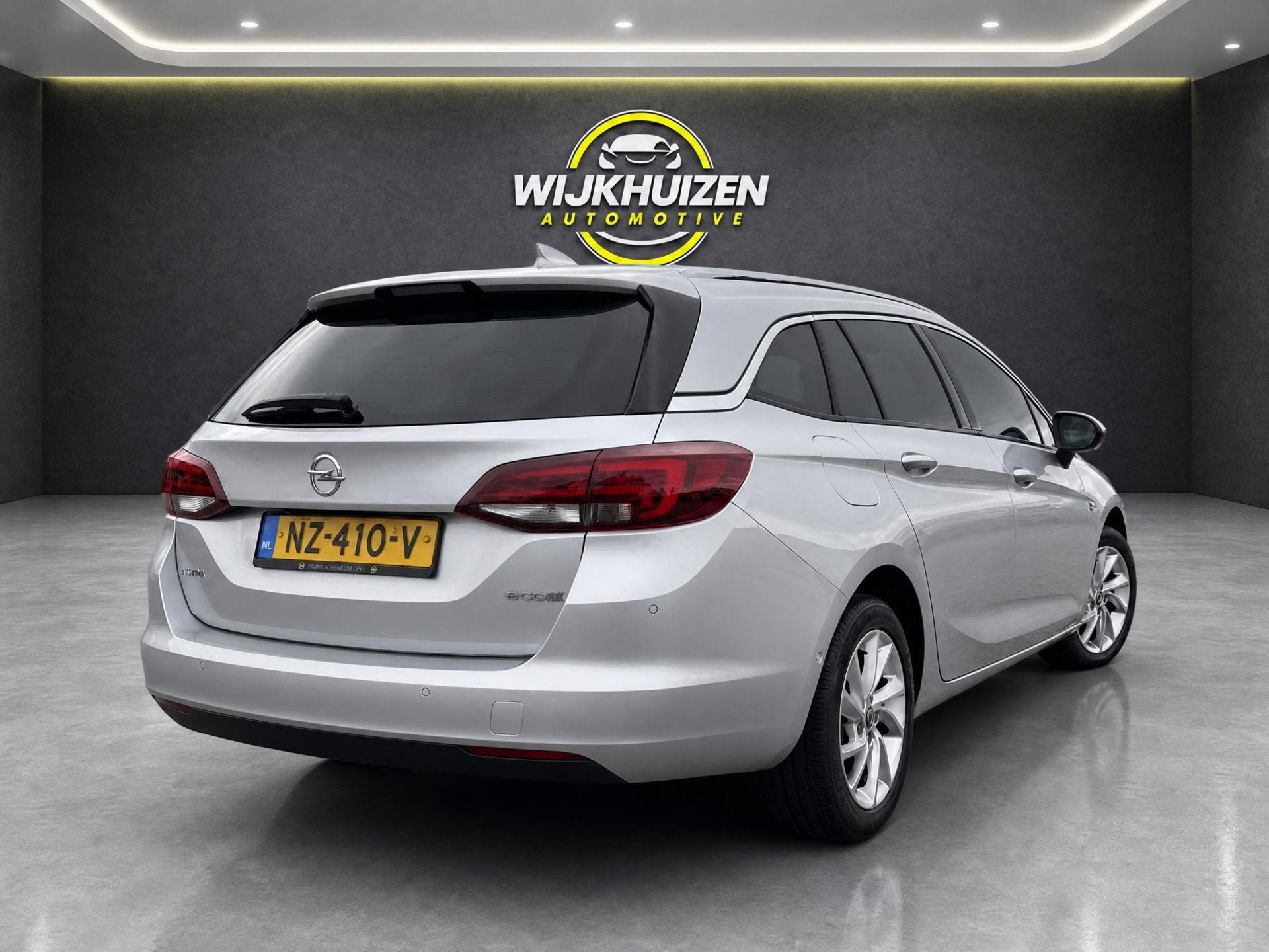Opel Astra Sports Tourer 1.0 Innovation met Climate ! Naviga, Voorwielaandrijving, Gebruikt, 1178 kg, 620 kg