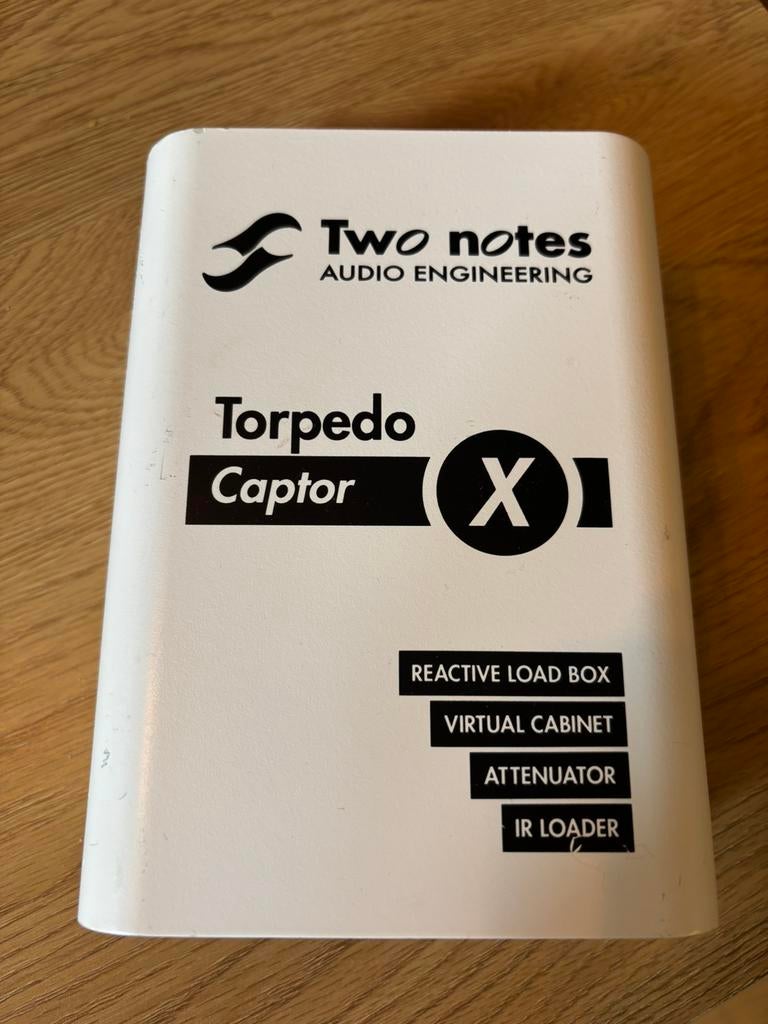 Two notes captor x (8 ohm), Ophalen of Verzenden, Gebruikt