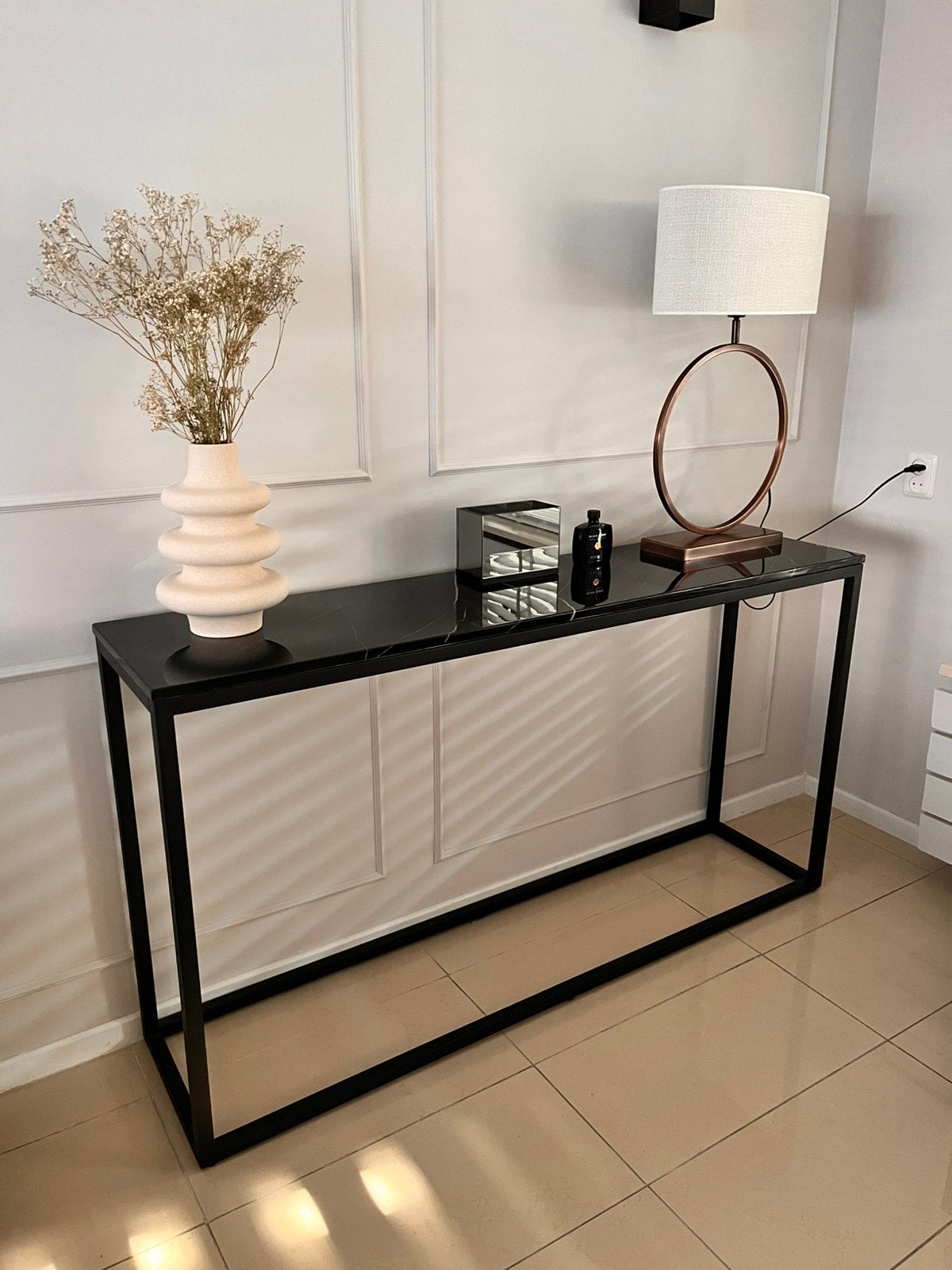 Richmond Interior marmeren wandtafel, Huis en Inrichting, Tafels | Sidetables, Ophalen, Zo goed als nieuw, 150 tot 200 cm, 25 tot 50 cm