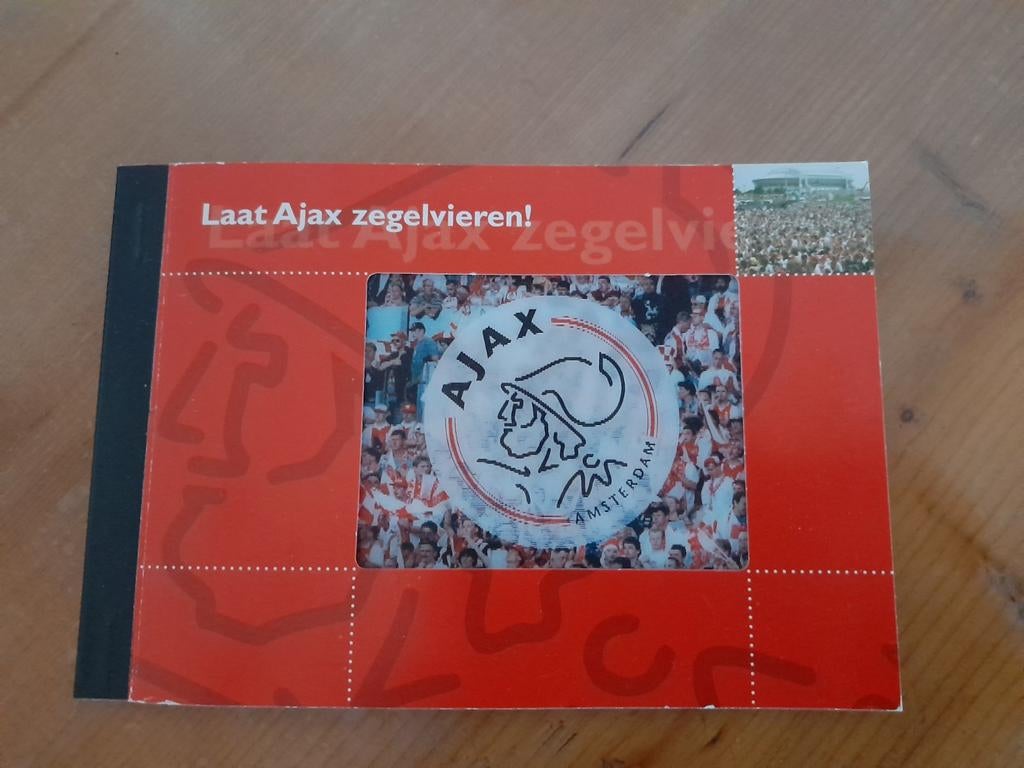 Ajax Postzegelboekje - Laat Ajax Zegelvieren!, Ophalen of Verzenden, Na 1940, Postfris