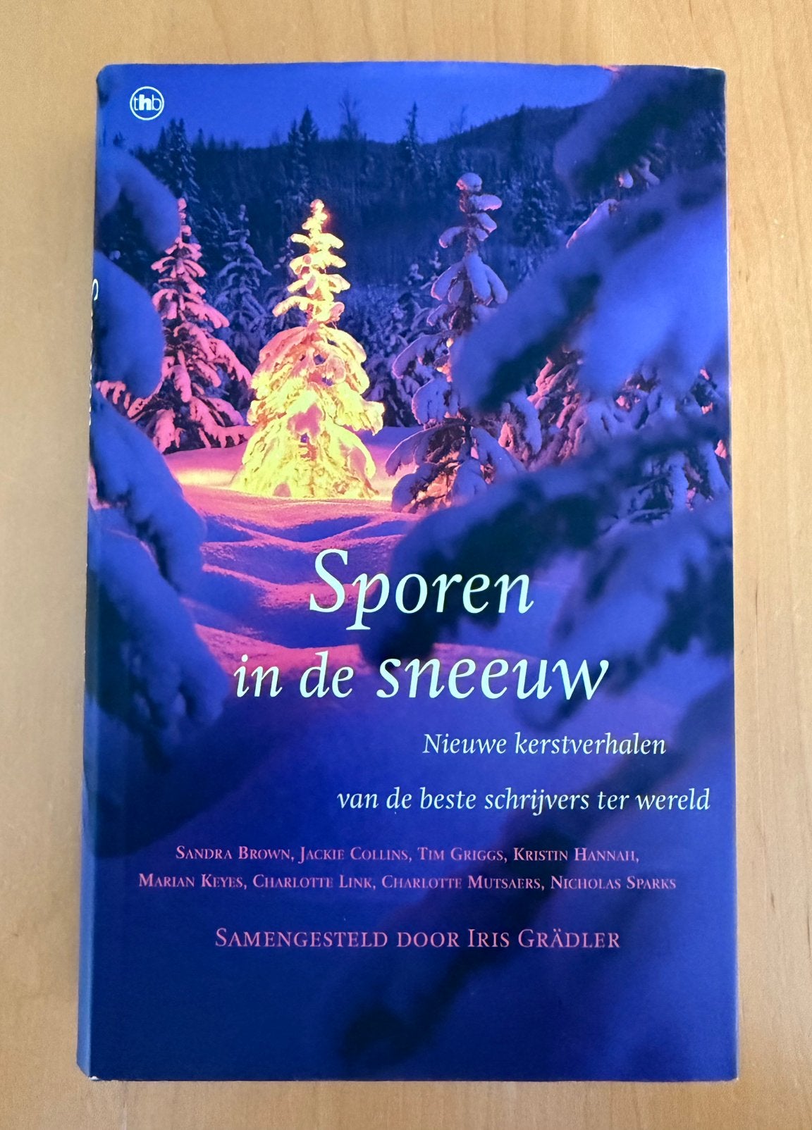 Sporen in de sneeuw (een kerstverhalenbundel), Ophalen of Verzenden, Zo goed als nieuw
