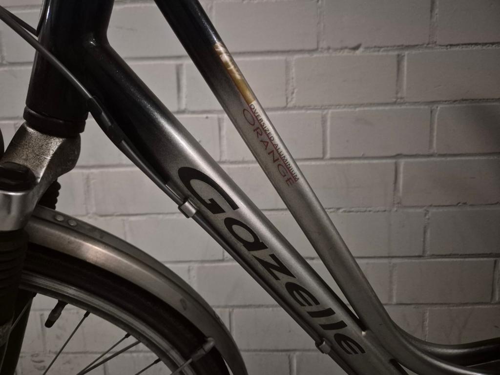 Gazelle damesfiets, Ophalen