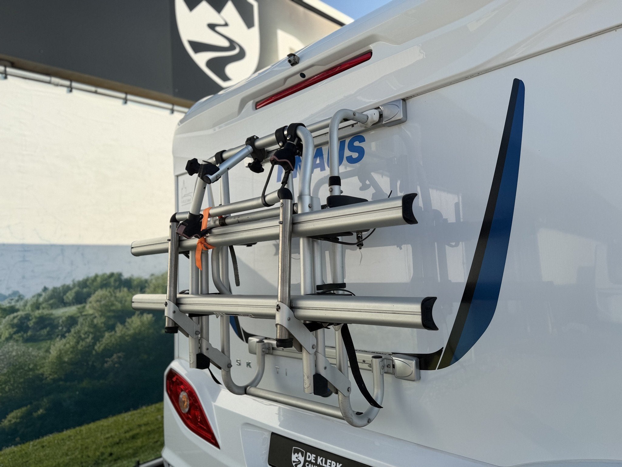 Caravans And Camping Knaus