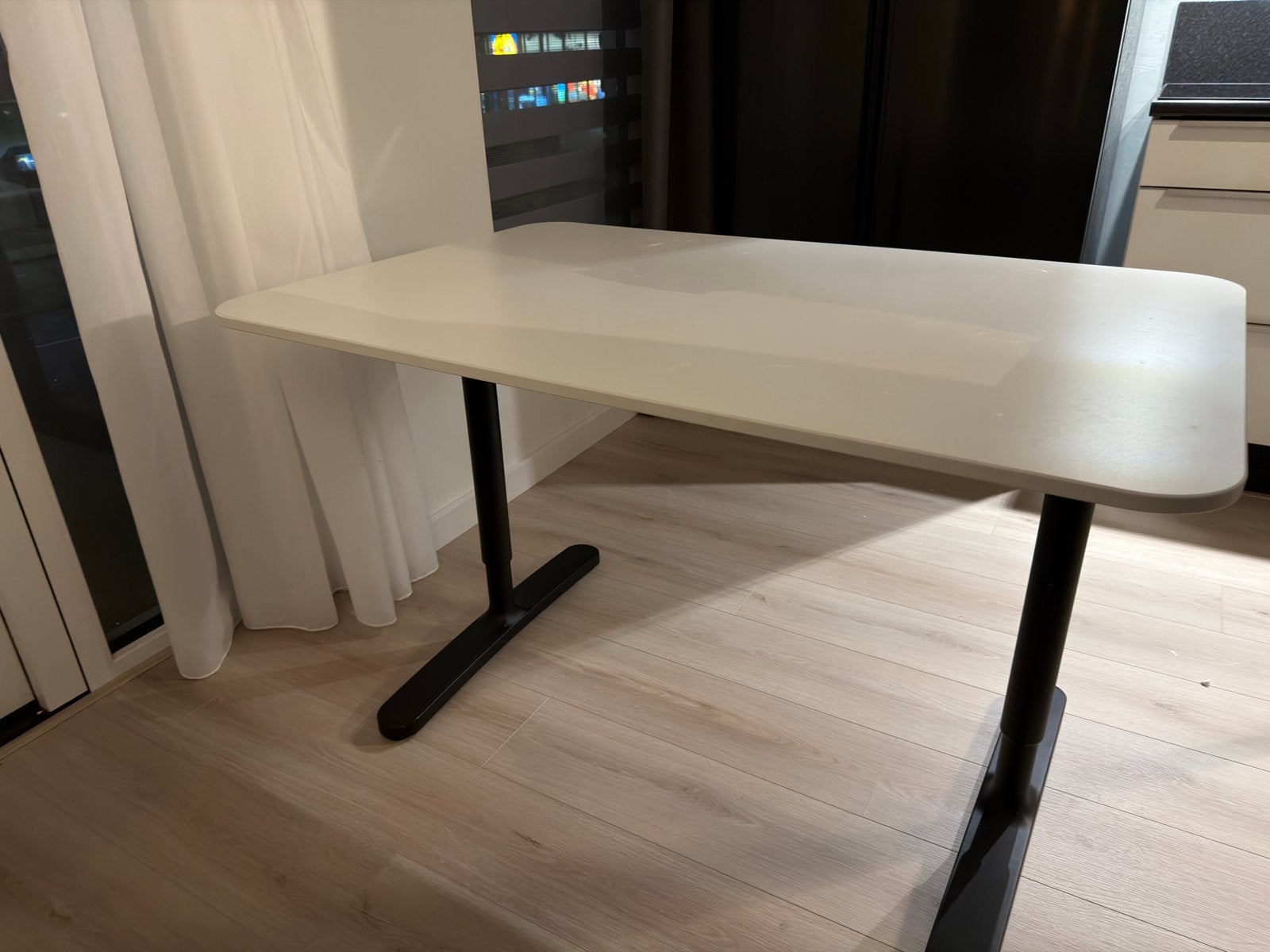 Bekant Bureau IKEA - Modern wit bureau, Ophalen, Demontabel, 120 cm, Hout