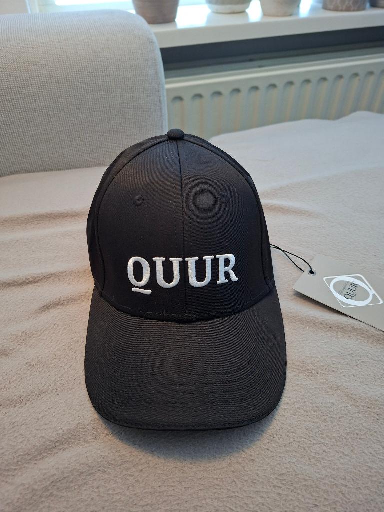 NIEUWE Zwarte pet Quur, Ophalen of Verzenden, Nieuw, Overige soorten, Overige typen
