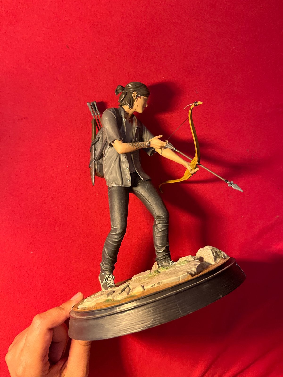 Ellie The Last of Us Part II beeldje, Ophalen of Verzenden, Zo goed als nieuw