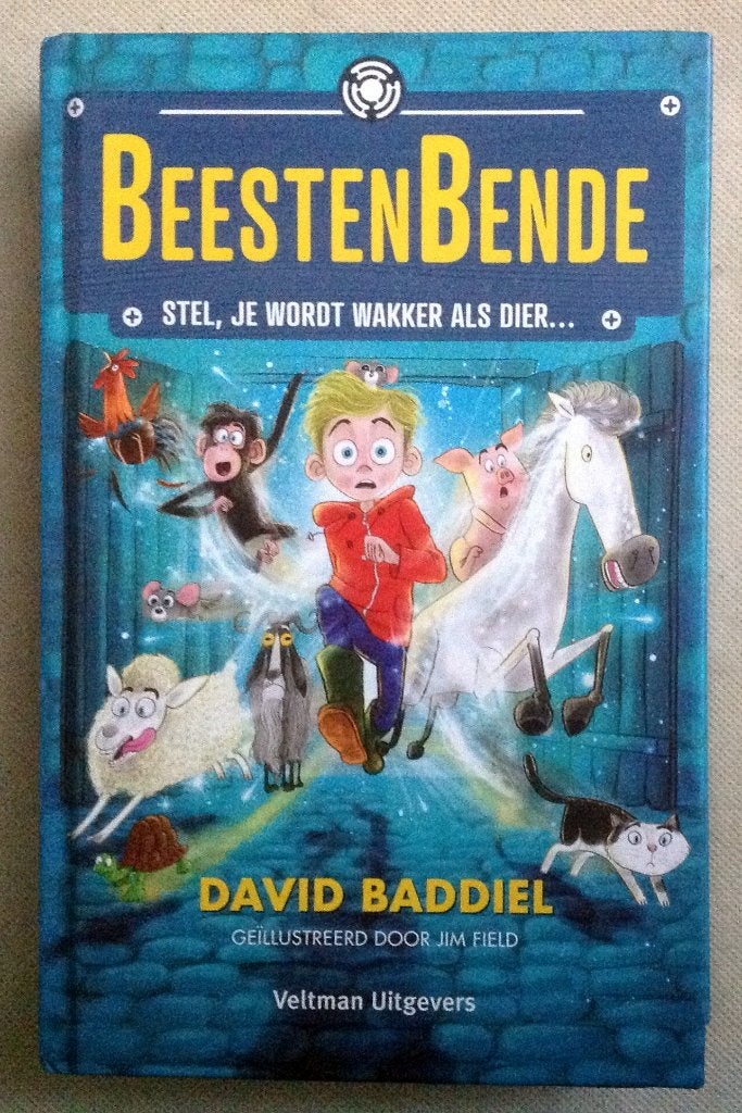Beestenbende stel, je wordt wakker als dier..., Verzenden, Gelezen, David Baddiel, Fictie