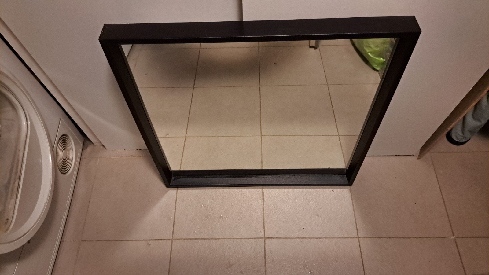 IKEA NISSEDAL Vierkante Spiegel - Zwart, Ophalen, Vierkant, Zo goed als nieuw, Minder dan 100 cm