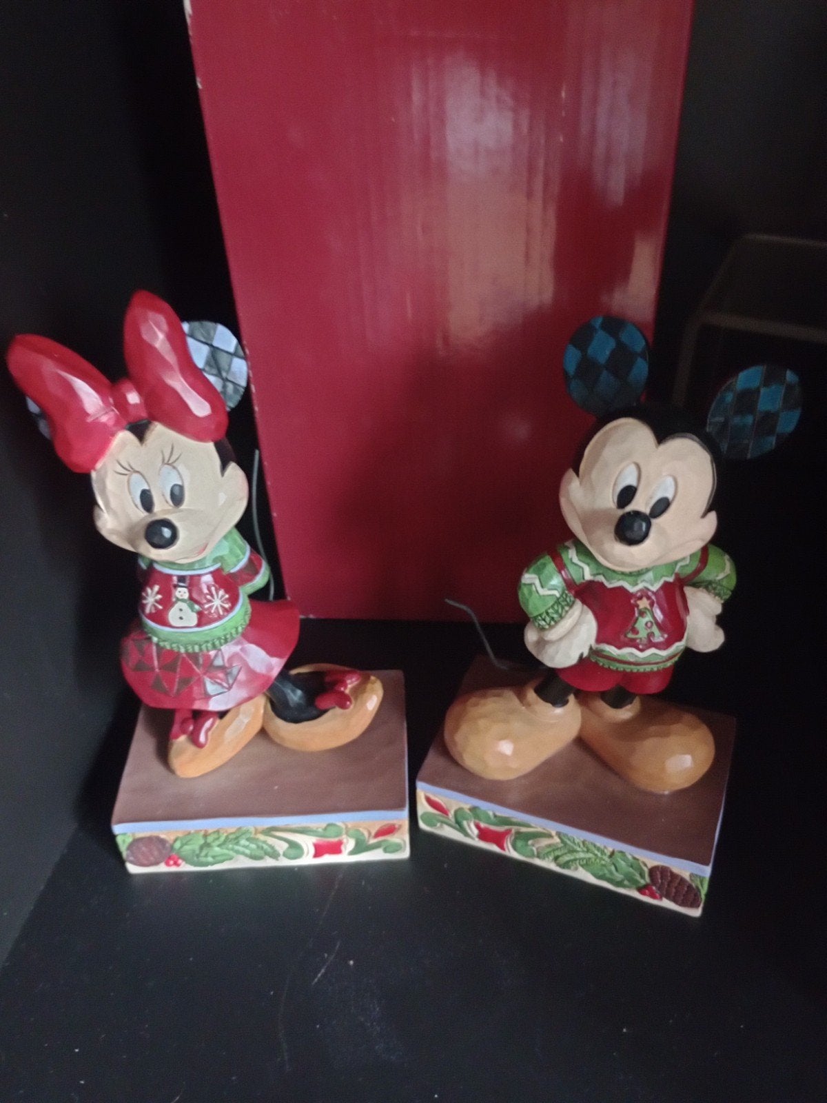 Disney traditions Mickey en Minnie kerst, Verzamelen, Disney, Ophalen of Verzenden, Mickey Mouse, Zo goed als nieuw, Beeldje of Figuurtje