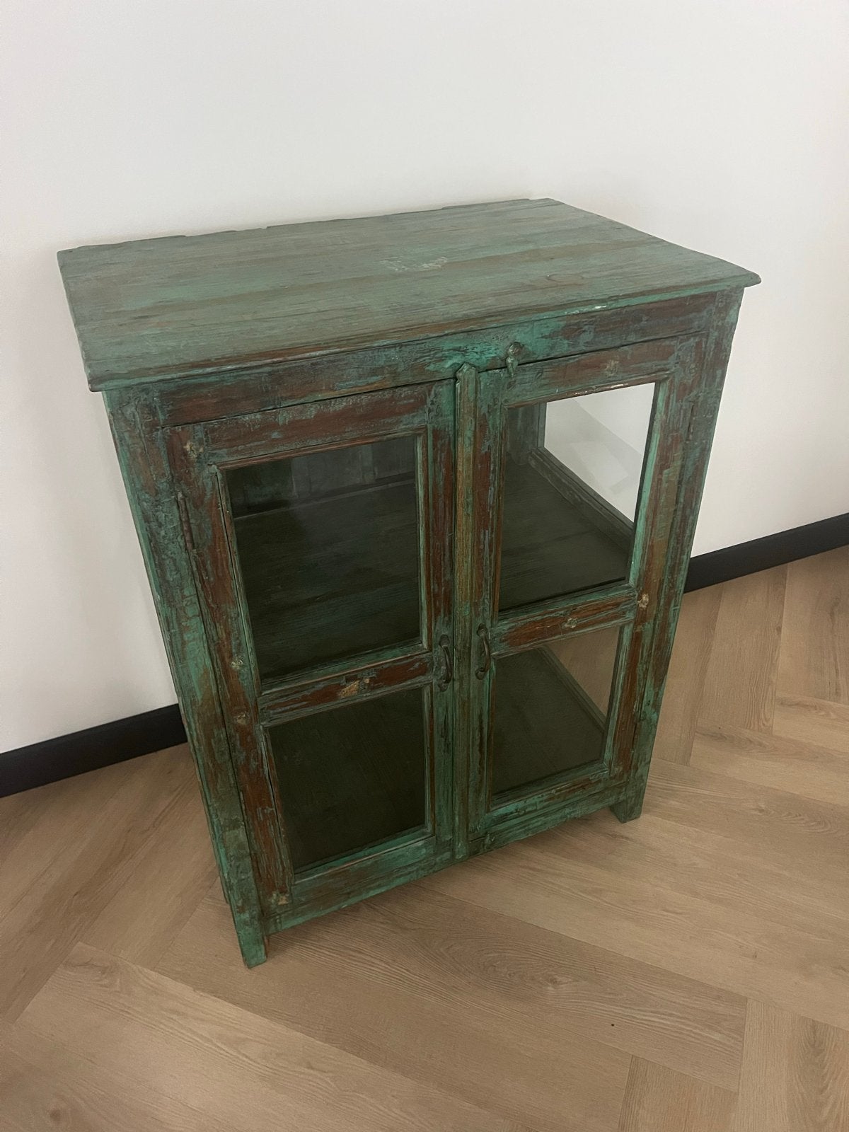 Vintage houten vitrinekast / dressoirkast – landelijk - boho, Ophalen