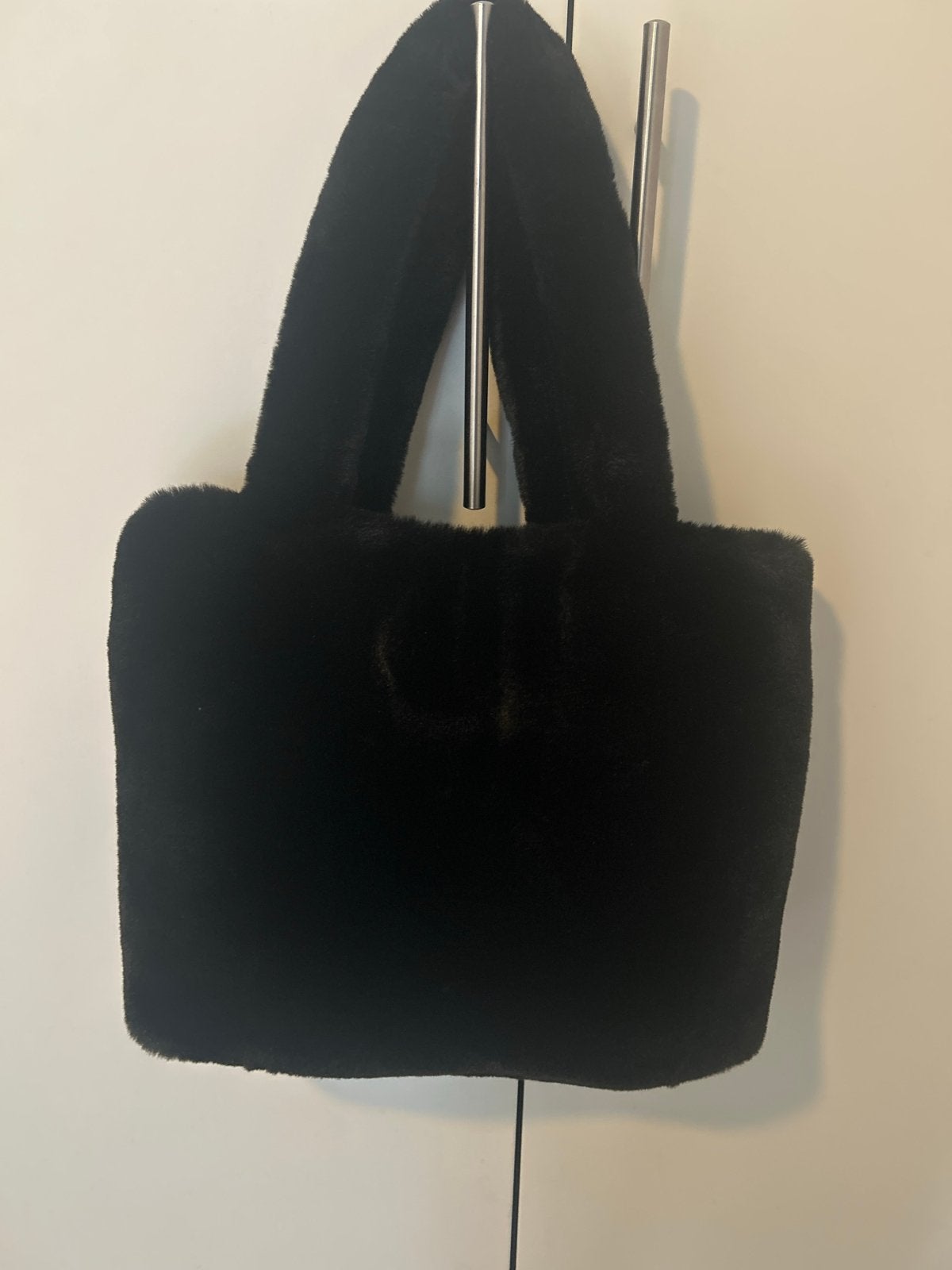 H&M Grote zwarte shopper tas van imitatiebont, Ophalen of Verzenden, Nieuw, Zwart, Shopper