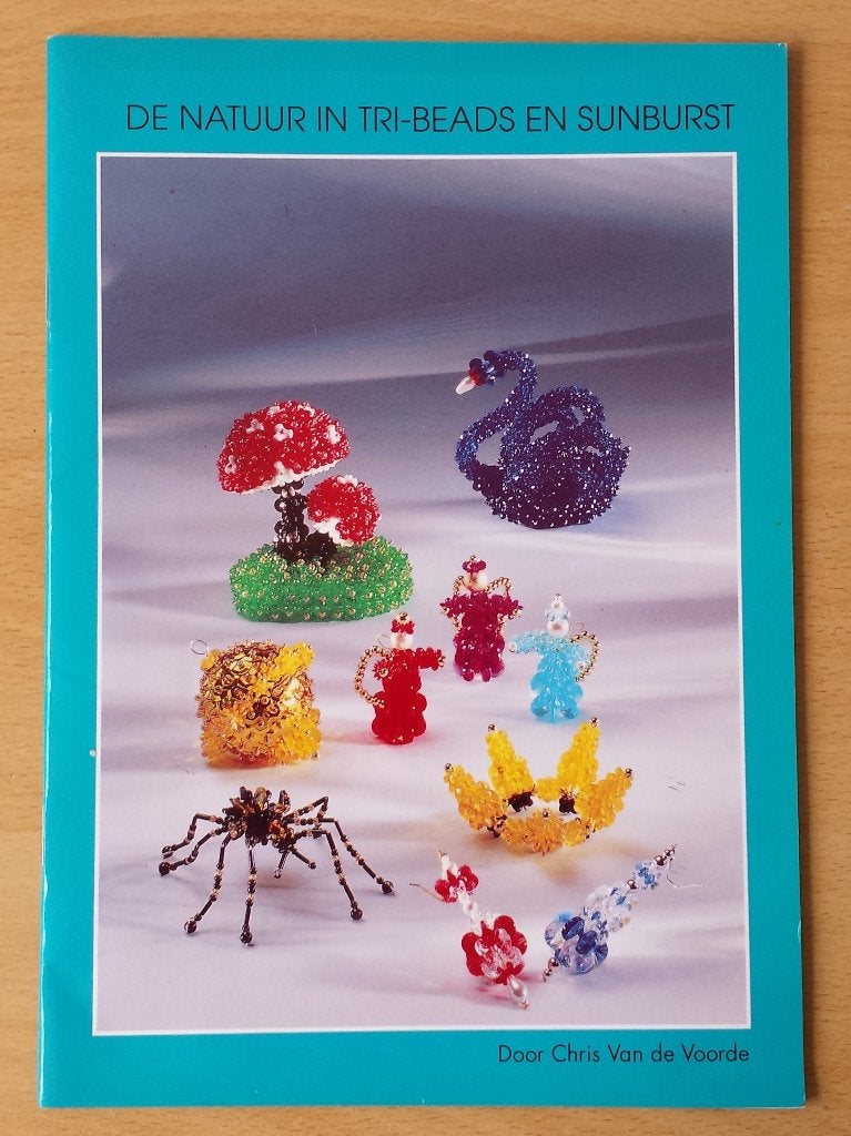 De Natuur in Tri-Beads en Sunburst - Chris v.d. Voorde 1992, Hobby en Vrije tijd, Gebruikt, Overige typen, Ophalen of Verzenden