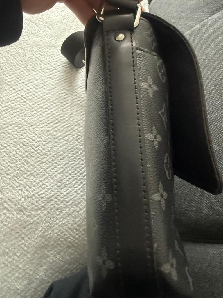 100% orgineel Louis Vuitton Tas (District PM), Zwart, Ophalen of Verzenden, Zo goed als nieuw, Leer