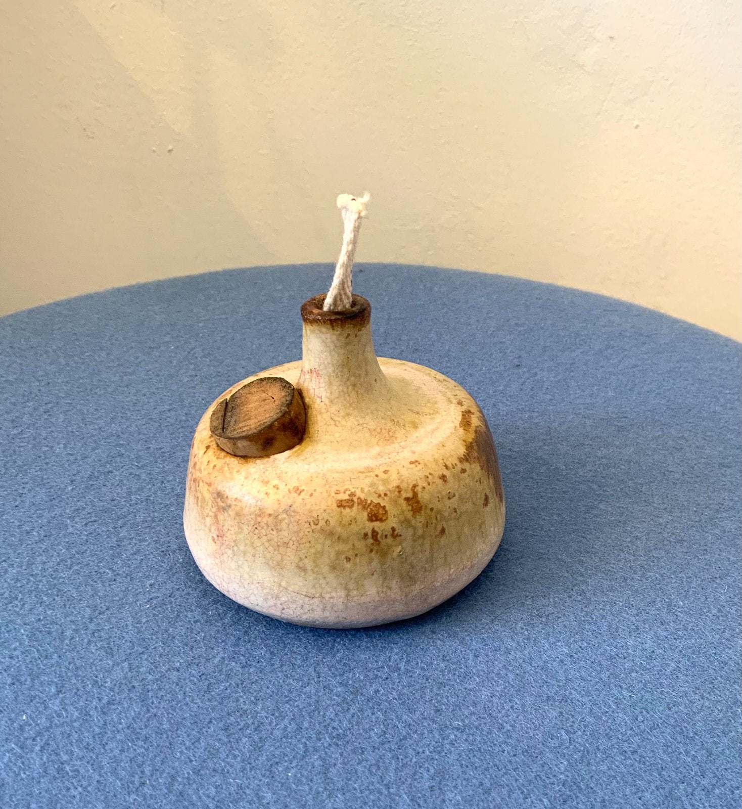 Keramiek olielampje / vaasje, Antiek en Kunst, Ophalen of Verzenden