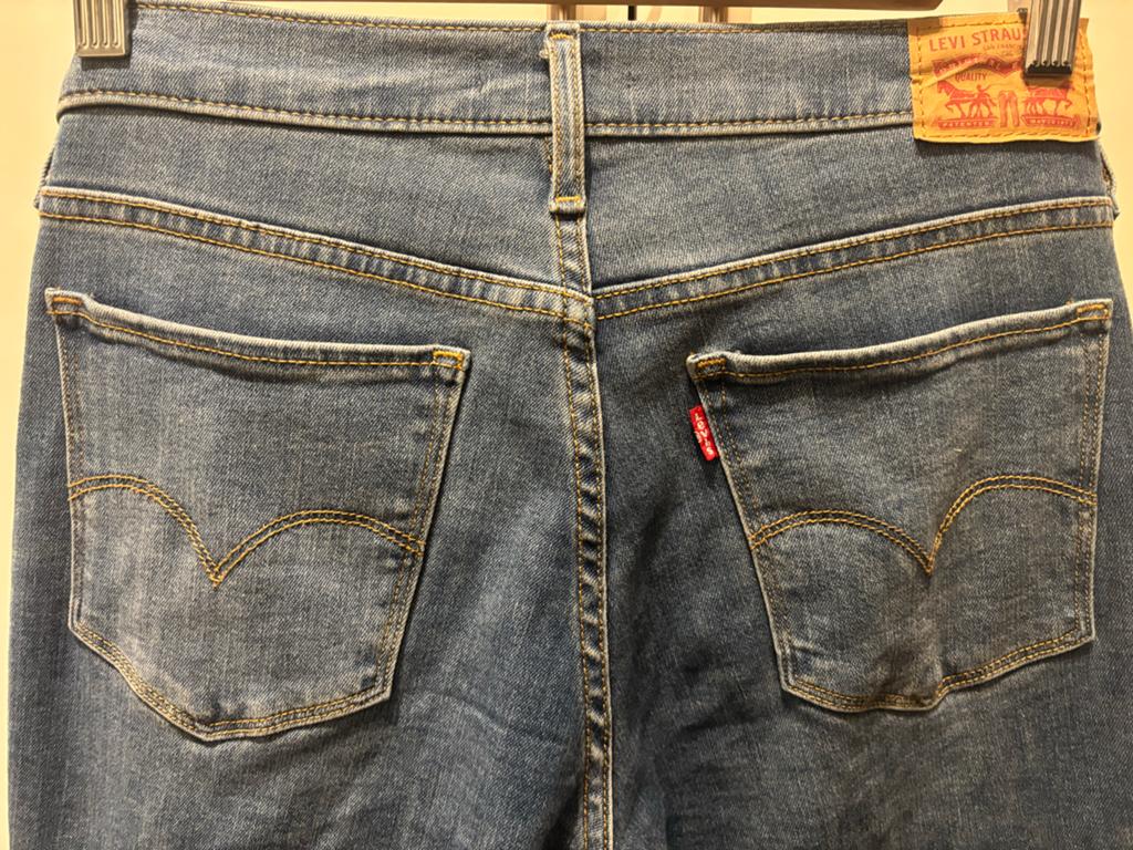 Levi's 311 Shaping Skinny Jeans - Maat W29, Verzenden, Zo goed als nieuw, Blauw, W28 - W29 (confectie 36)