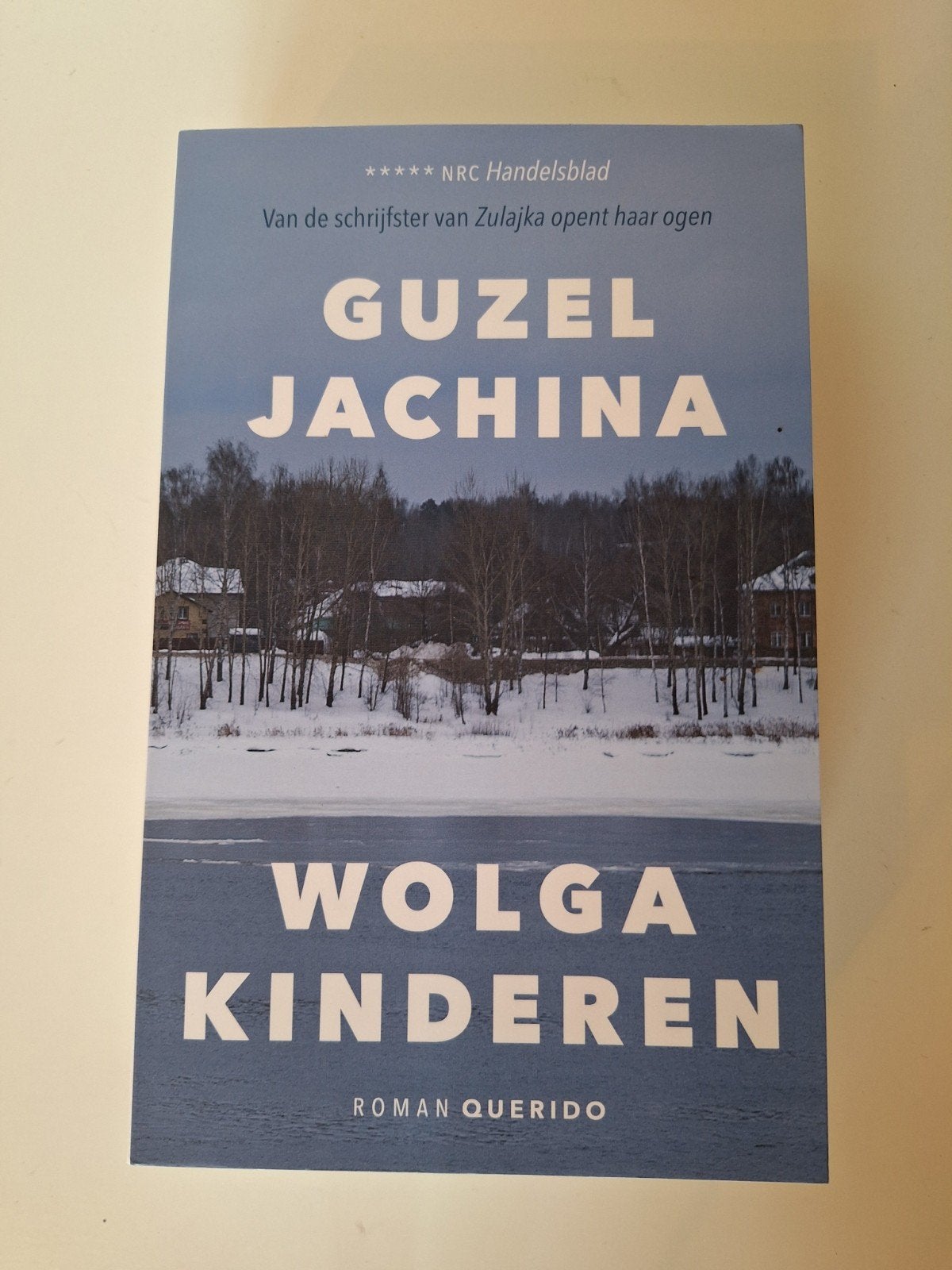 Wolga Kinderen - Guzel Jachina, Boeken, Ophalen of Verzenden, Zo goed als nieuw, Guzel Jachina, Europa overig