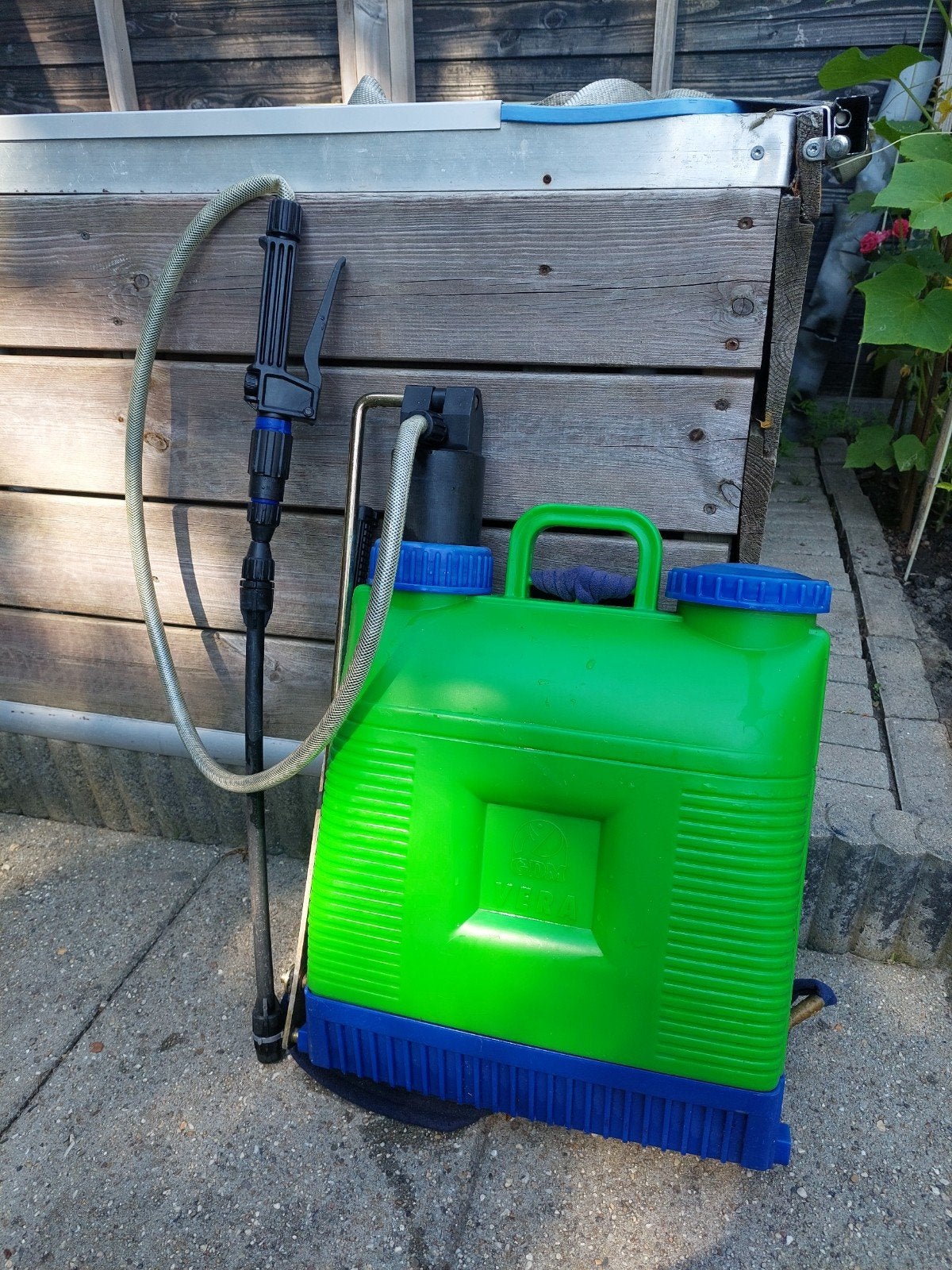 Rugsproeier - Handige sproeier voor tuin en planten, Ophalen of Verzenden
