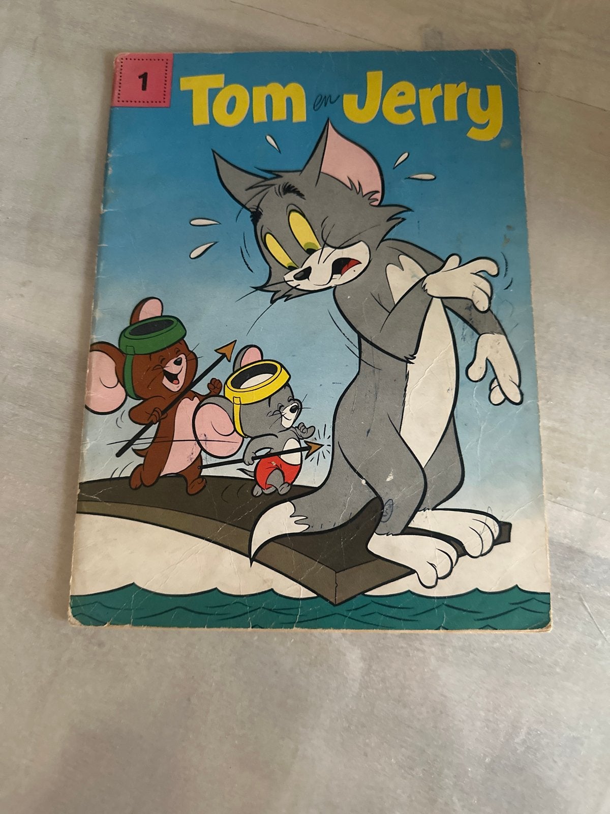 Tom en Jerry nr. 1 -stripboek uit 1960, Eén stripboek, Ophalen of Verzenden, Gelezen