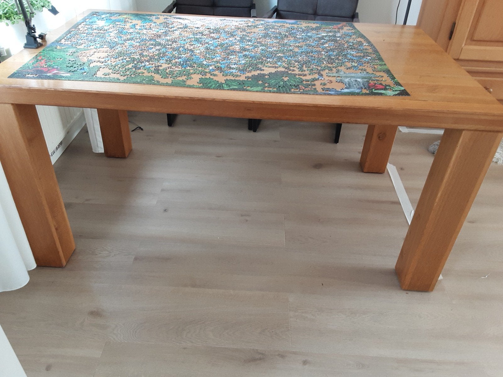 Mooie blank eiken eettafel  exclusief puzzel., Ophalen