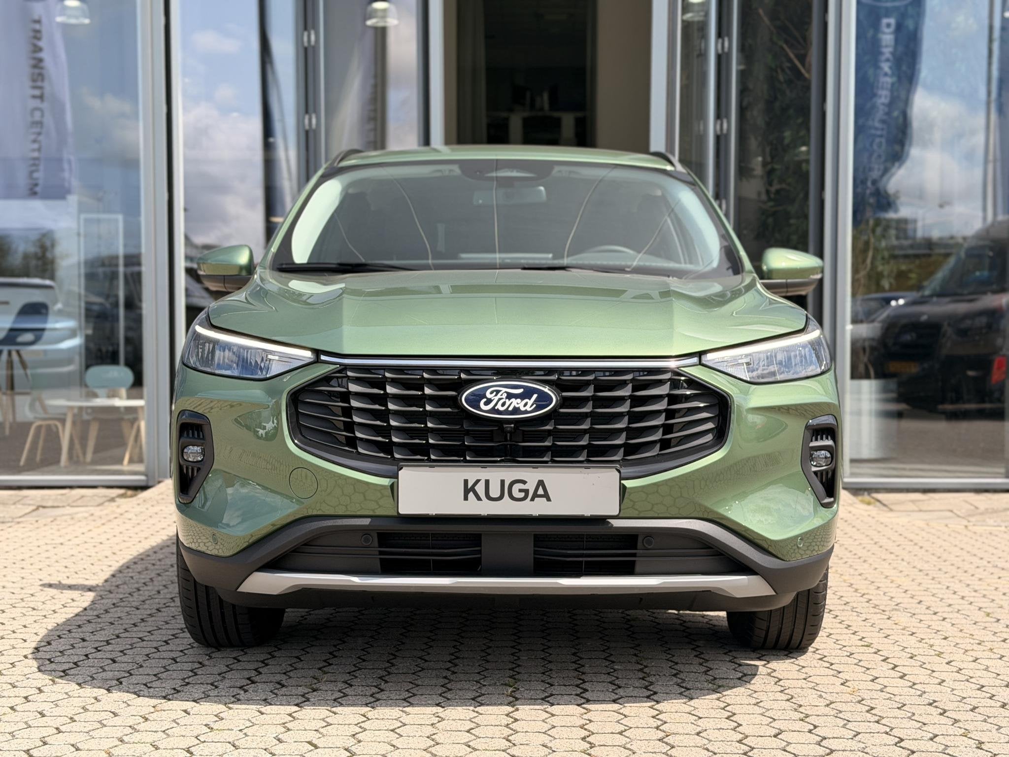 Ford Kuga 2.5 PHEV Titanium UIT VOORRAAD I DRIVER ASSISTANCE, Lichtsensor, Euro 6, 4 cilinders, Plug-in hybride