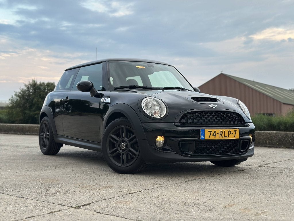 Mini Cooper S | 1.6 Turbo | 184PK | Glascoating! | NAP, Voorwielaandrijving, Zwart, 4 cilinders, 4 stoelen