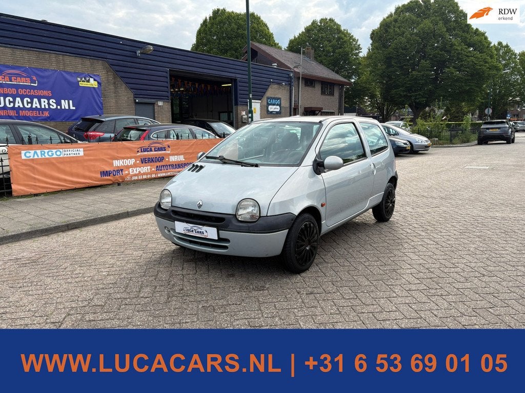 Renault TWINGO 1.2 Privilège NIEUWE APK!, Auto's, Voorwielaandrijving, Elektrische ramen, 4 cilinders, 4 stoelen