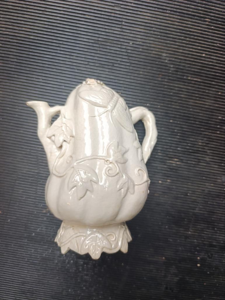 Antieke Blanc de Chine "Cadogan" Perzik-theepot – Dehua, Ophalen of Verzenden