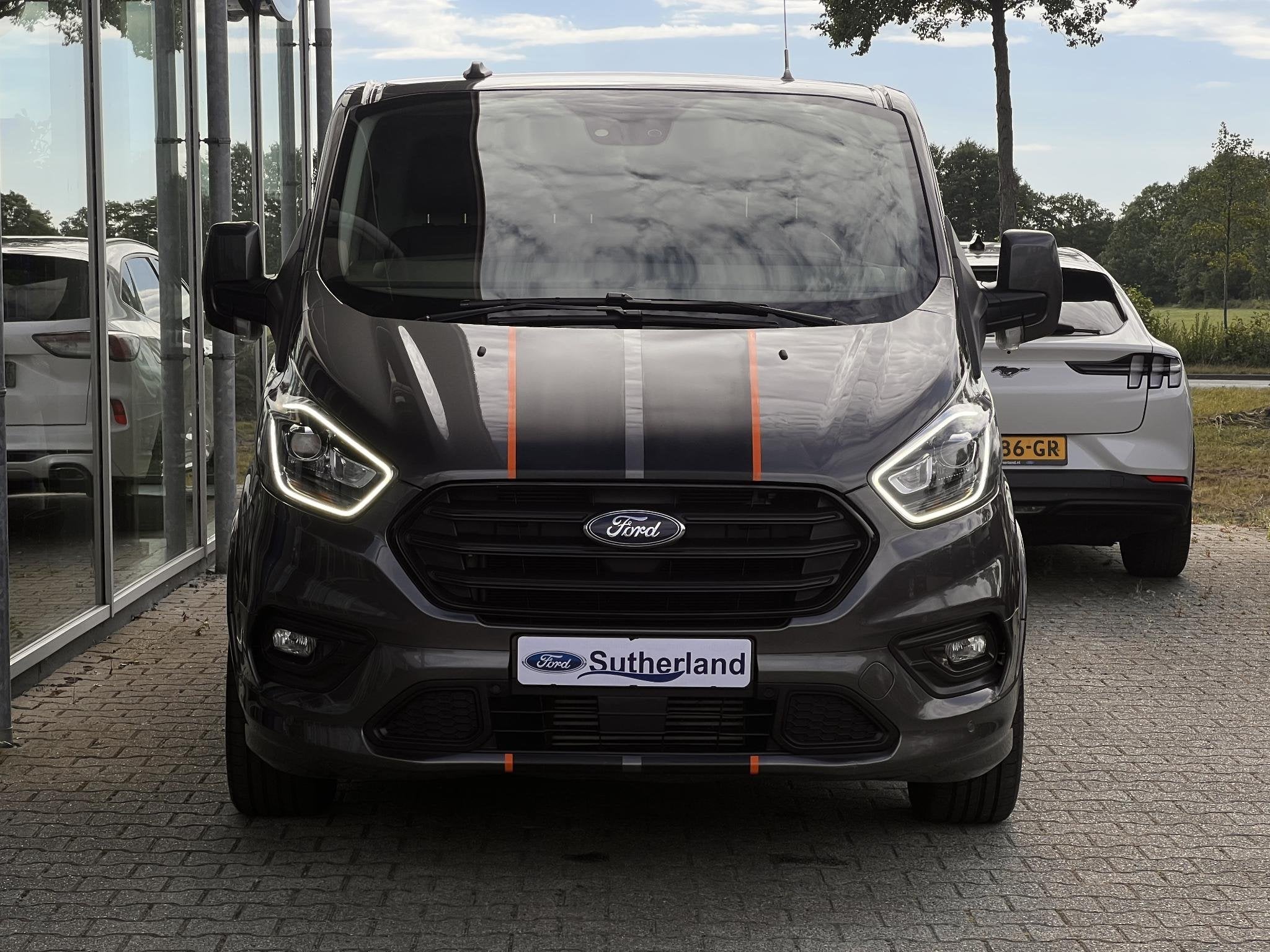 Ford Transit Custom 320 2.0 TDCI L1H1 Sport Gesloten Bestelw, Auto's, 15 km/l, Euro 6, 4 cilinders, Leder en Stof