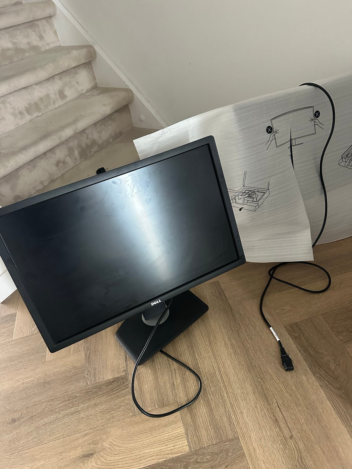 2x Dell Monitor U2412M - Full HD IPS Scherm, Ophalen, Gebruikt, IPS, In hoogte verstelbaar