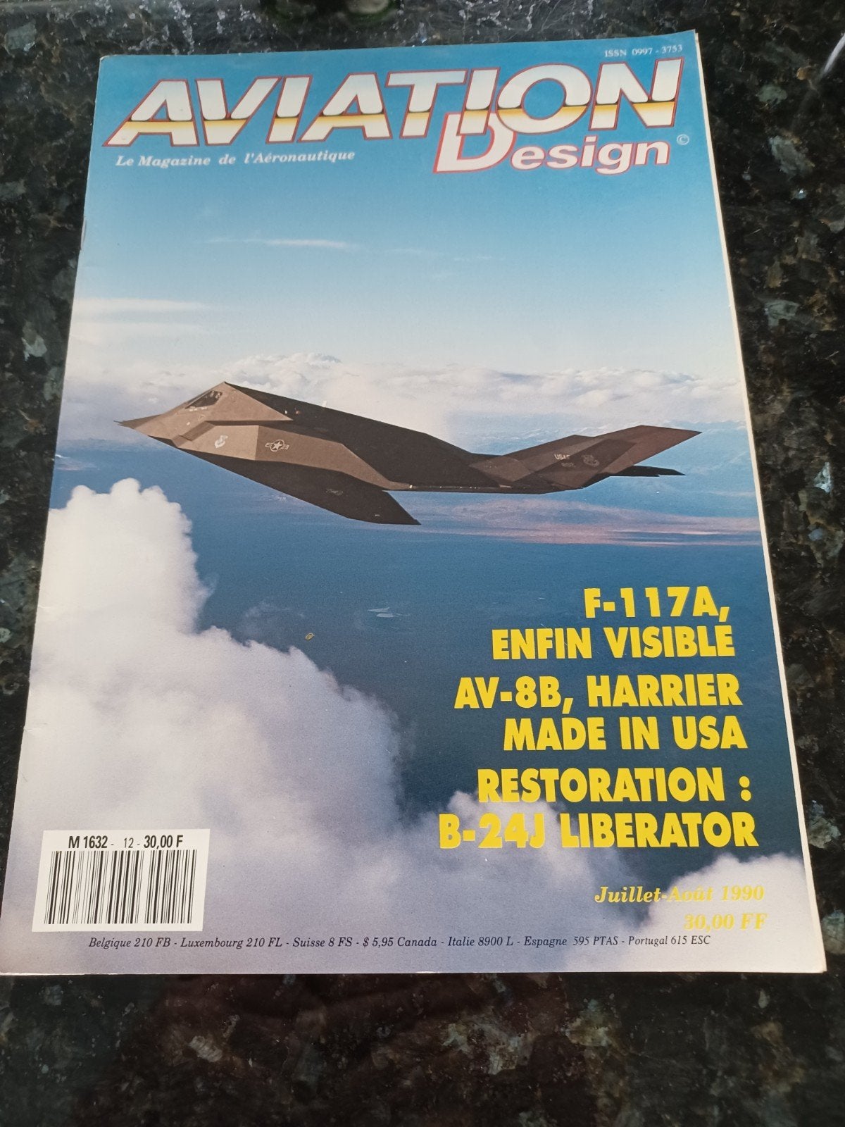 Aviation Design Magazine - Juli/Aug 1990 - F-117A, Ophalen of Verzenden, Gelezen, Overige typen