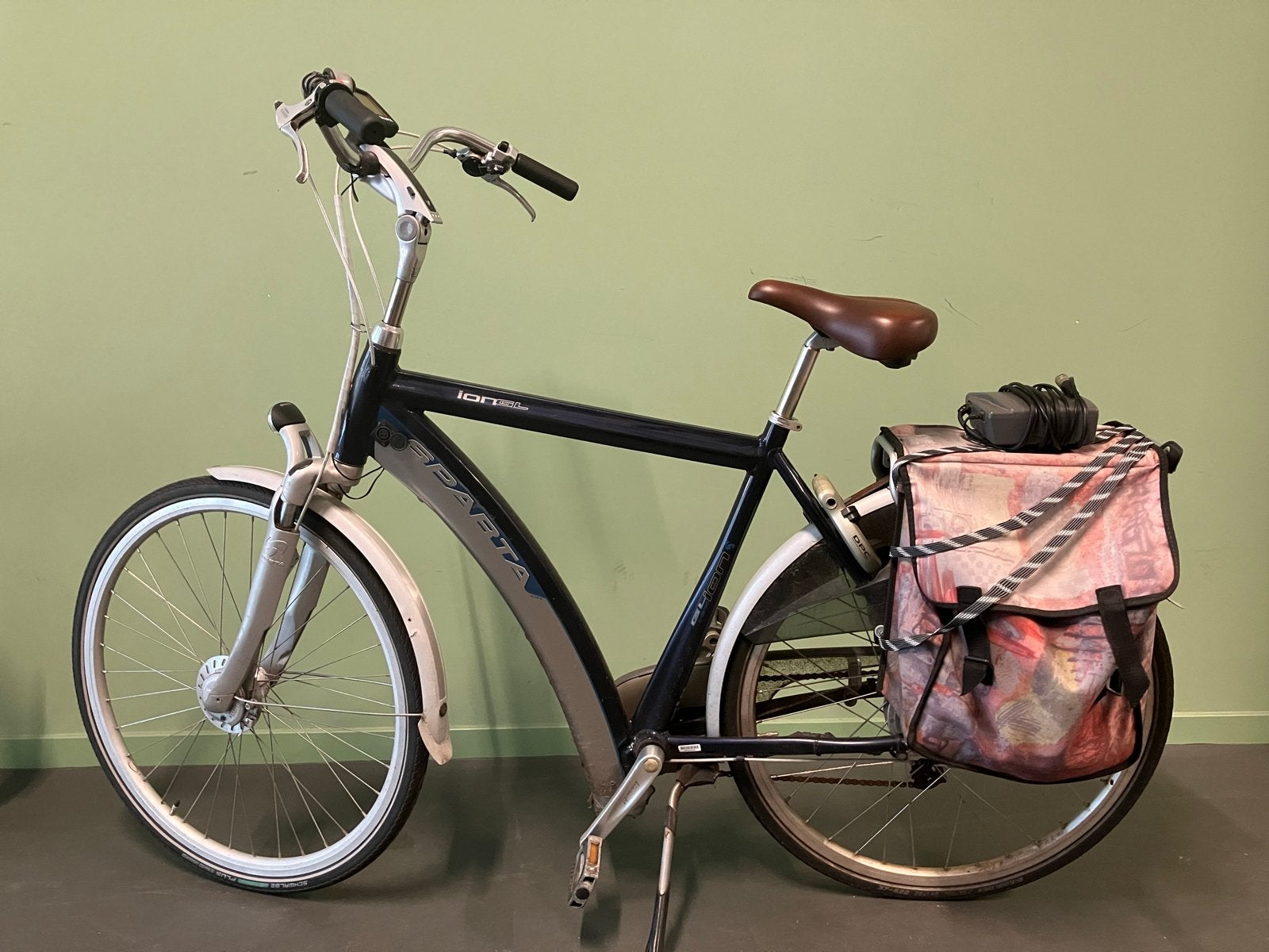 Sparta Ion elektrische fiets, 57 cm, accu defect, Ophalen, Minder dan 30 km per accu, Sparta, Gebruikt