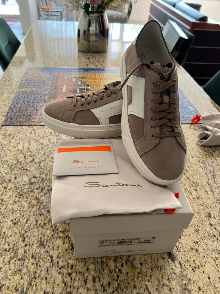 Santoni Zomer Sneaker Bruin Suede - Nieuw in Doos, Kleding | Heren, Bruin, Nieuw, Ophalen of Verzenden, Sneakers of Gympen