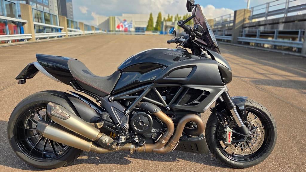 Ducati Diavel 1200 Akrapovic, 1198 cc, Motorrijbewijs A, Particulier, Meer dan 35 kW