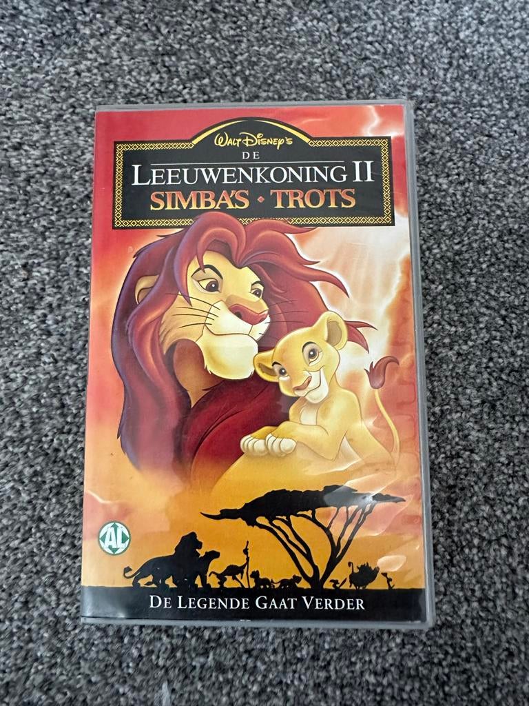 De Leeuwenkoning II: Simba's Trots - VHS, Cd's en Dvd's, VHS | Film, Zo goed als nieuw, Actie en Avontuur, Alle leeftijden, Ophalen of Verzenden