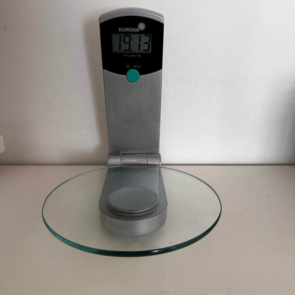 Korona digitale keukenweegschaal met glazen plateau, Keukenweegschaal, Ophalen of Verzenden, Digitaal, Fijner dan 1 gram