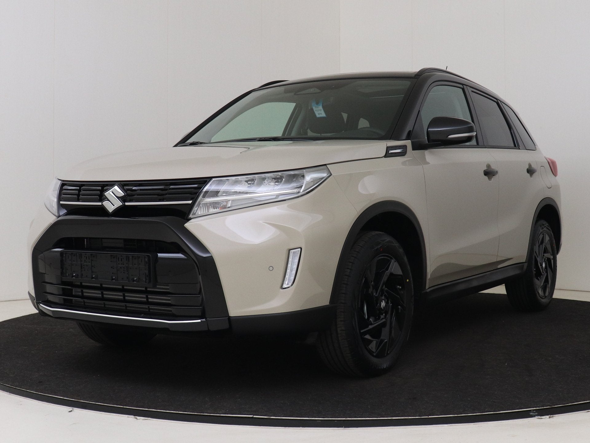 Suzuki Vitara 1.4 Boosterjet Smart Hybrid 60th Special Editi