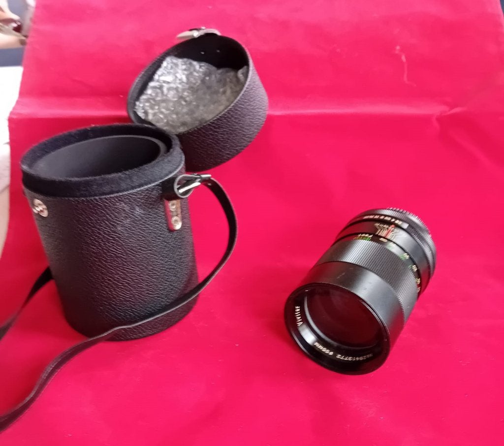 Vivitar f/2.8  135 mm telelens, Ophalen of Verzenden, Zo goed als nieuw, Telelens